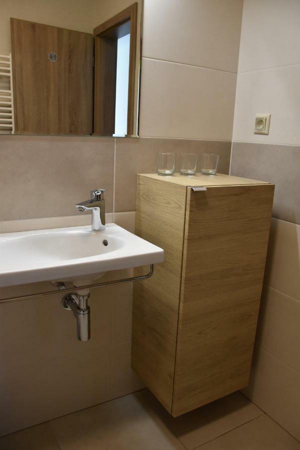 Apartmán Elemir Bešeňová Exteriér fotografie
