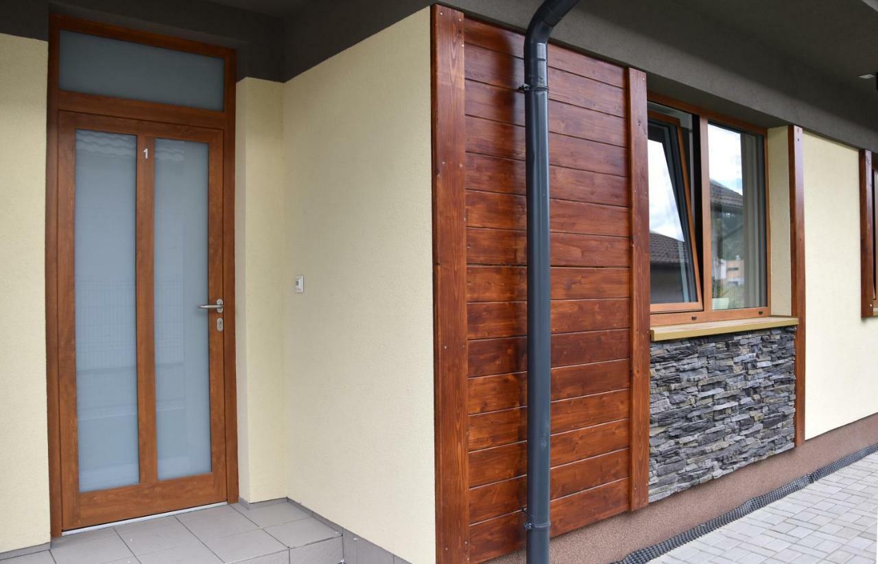 Apartmán Elemir Bešeňová Exteriér fotografie