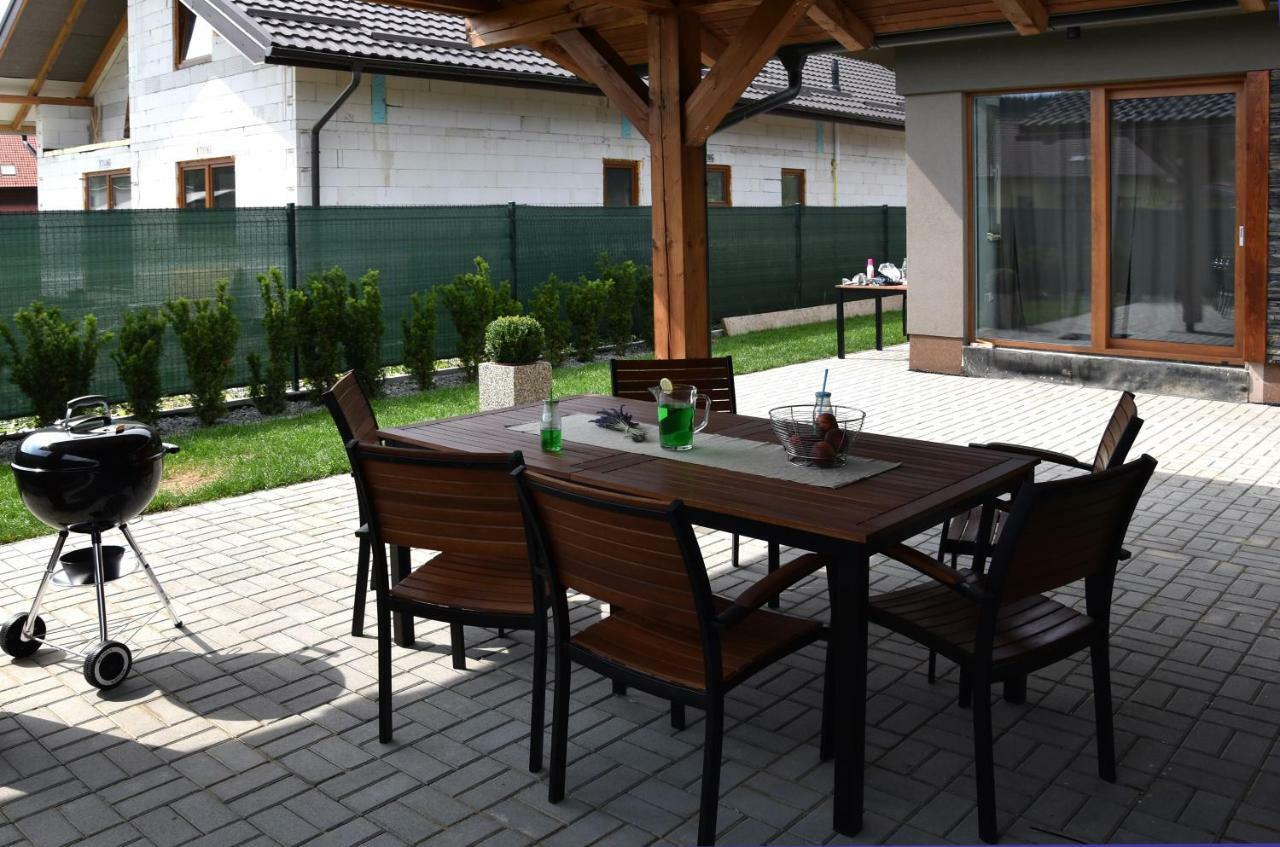 Apartmán Elemir Bešeňová Exteriér fotografie